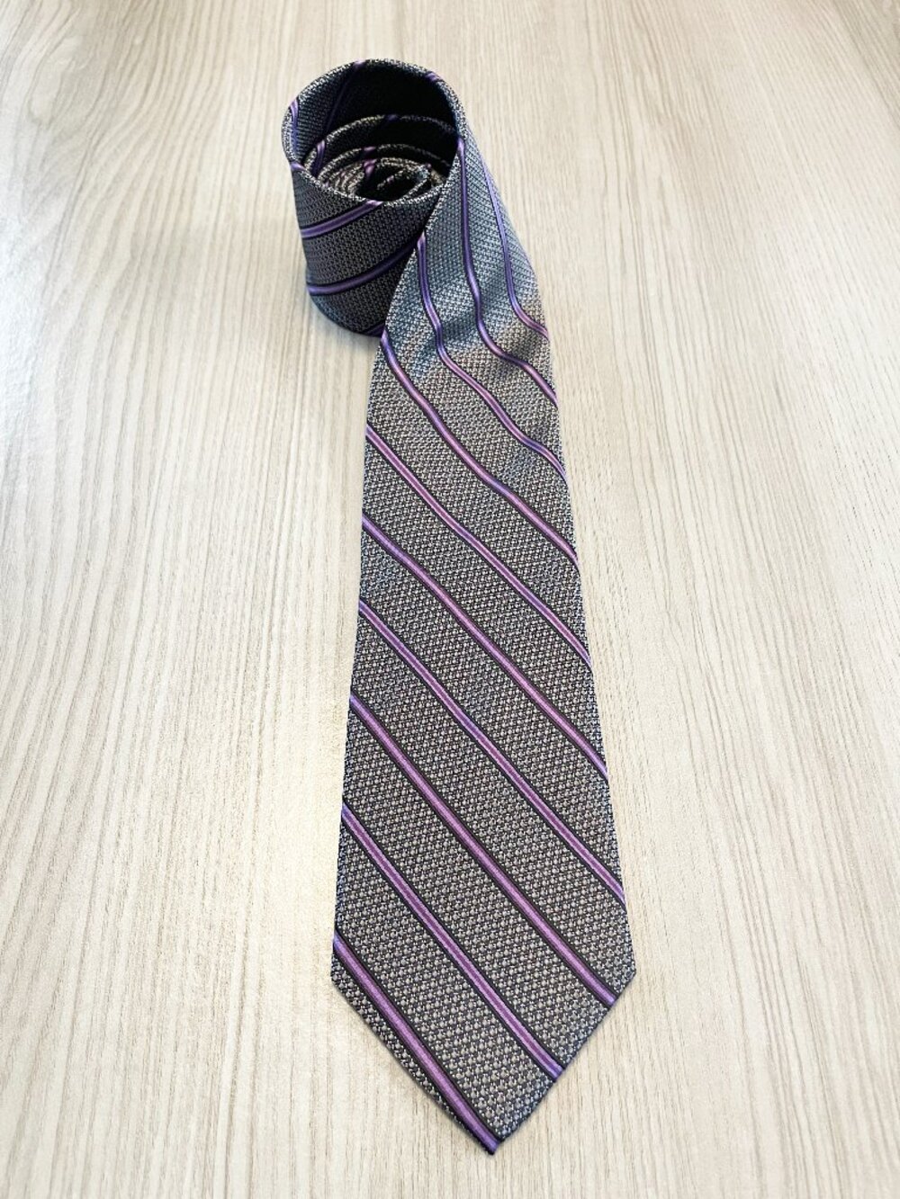 Pronto Uomo XL Long 100% Silk Tie Gray Purple Striped Mens Necktie NWT